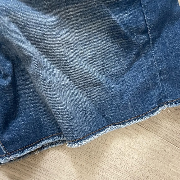 Gap Women's Blue Denim Skirt 31R - Picture 7 of 10